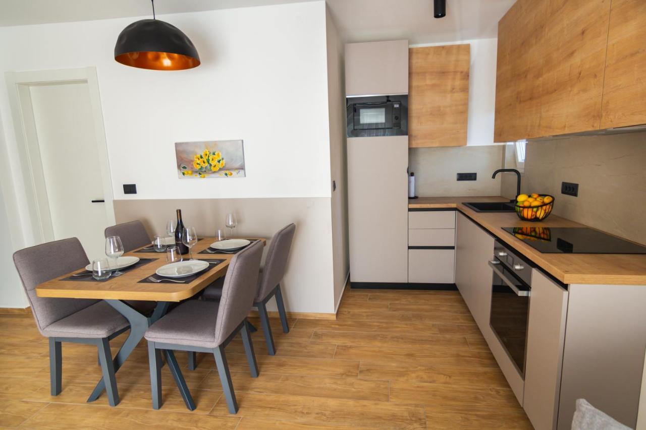 City Life With Free Parking PUY Exterior foto