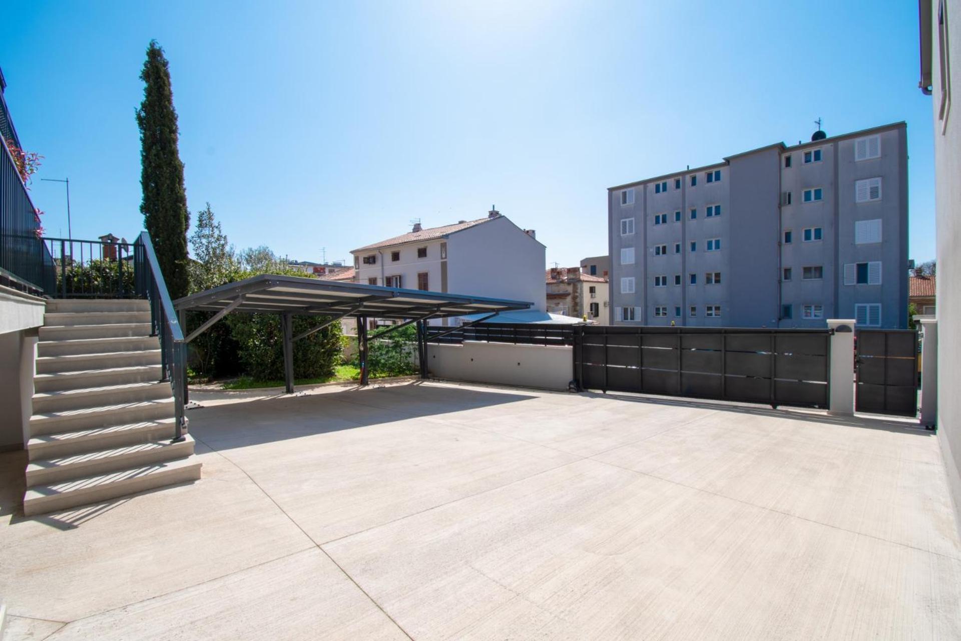 City Life With Free Parking PUY Exterior foto